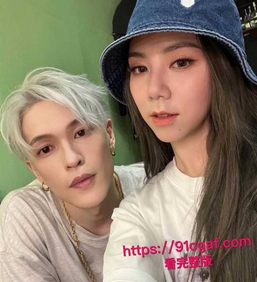 顶流女星 邓紫棋 曝出被绿猛料 男友魏骏杰出轨香港女歌手林芊莹 性爱视频全网独家曝光! #国民级女星邓紫棋 #邓紫棋男友魏骏杰出轨 #邓紫棋被男友绿 #魏骏杰出轨女歌手林芊莹-7