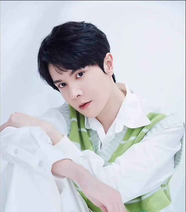 短剧演员【金浩鹏】被女友曝光不仅骗钱约炮，还四处撩妹脚踏多只船，大量聊天记录与不雅视频流出！-21