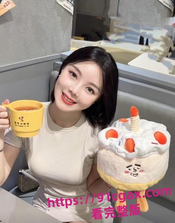 广西梧州已婚人妻罗露珠广州出轨 被炮友多姿势爆操 绿帽丈夫曝光视频！-2