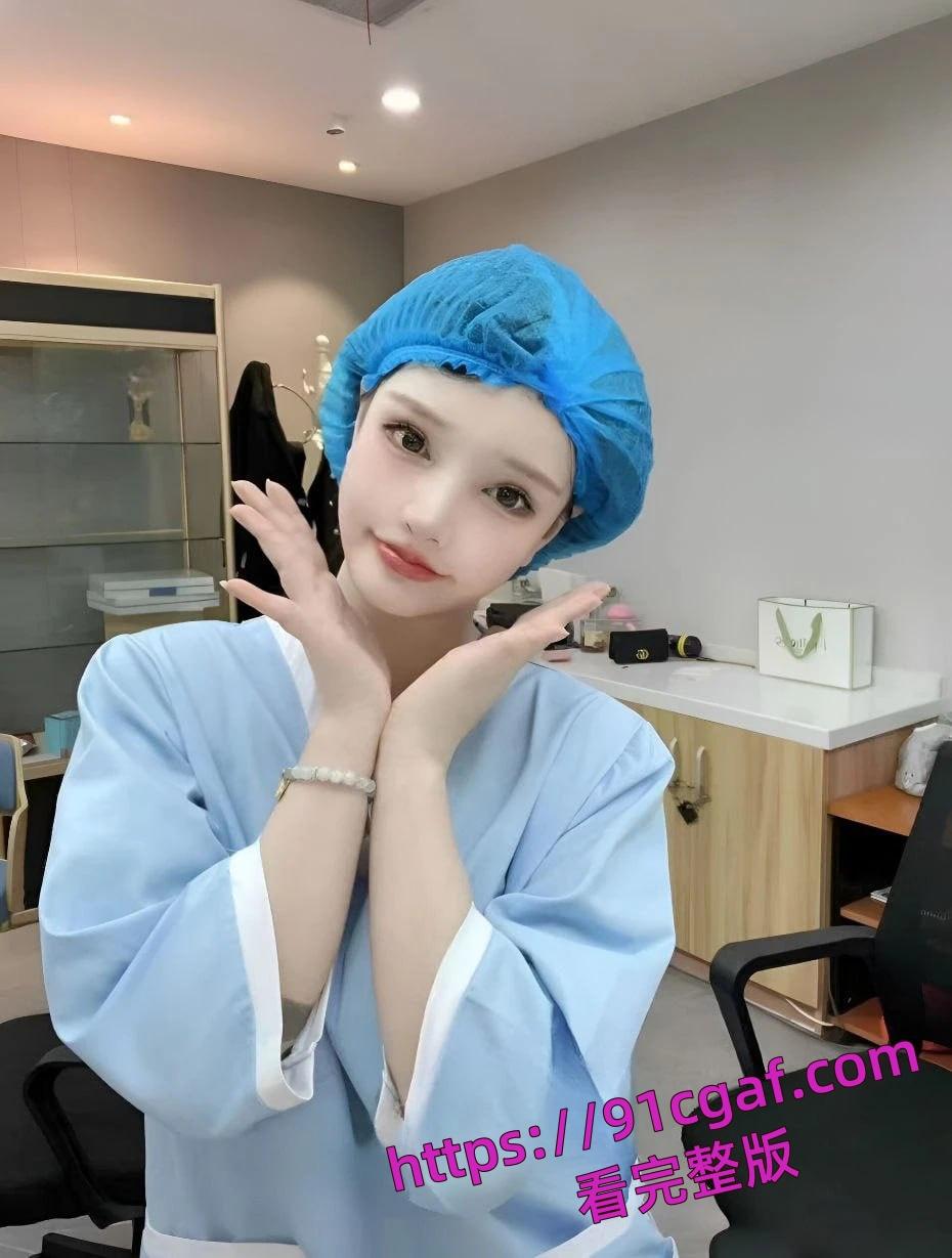 徐州东方人民医院高颜实习护士胡良玉为了保住这份工作给主任儿子肆意调教沦为母狗-2