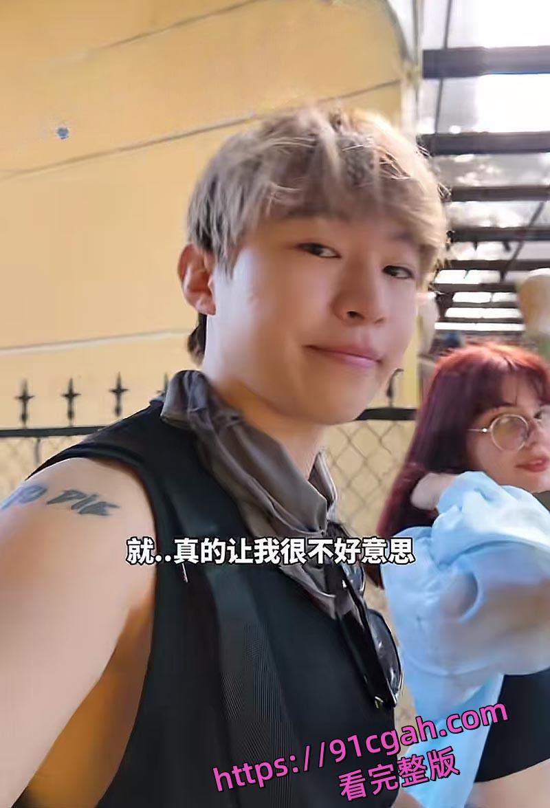 抖音知名旅游博主小葵在流浪出轨被女友发长文控诉 微信撩骚记录及性爱视频同时被曝-6