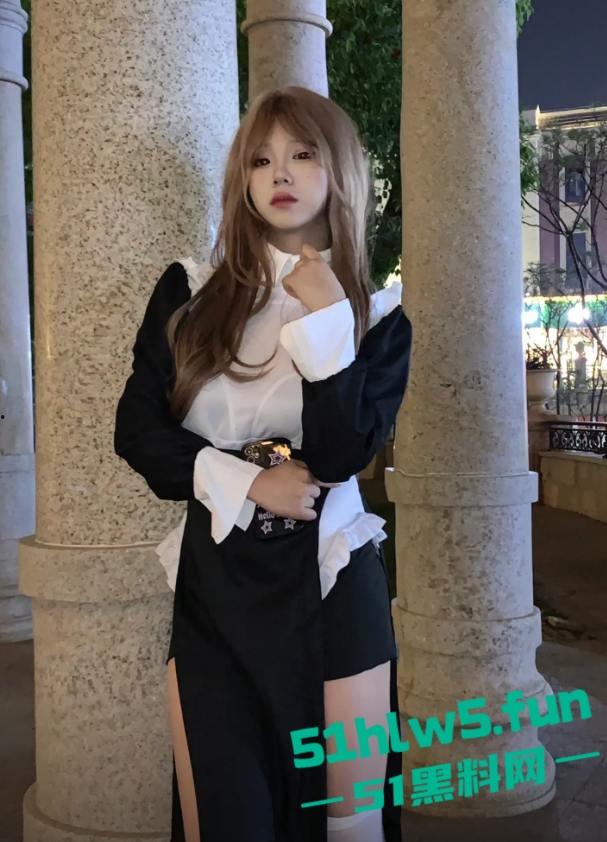 完美身材女研究生【张馨颖】白天是高冷学霸御姐,晚上秒变性感辣妹背着男友约炮体育生,激情爆操内射骚穴。-8