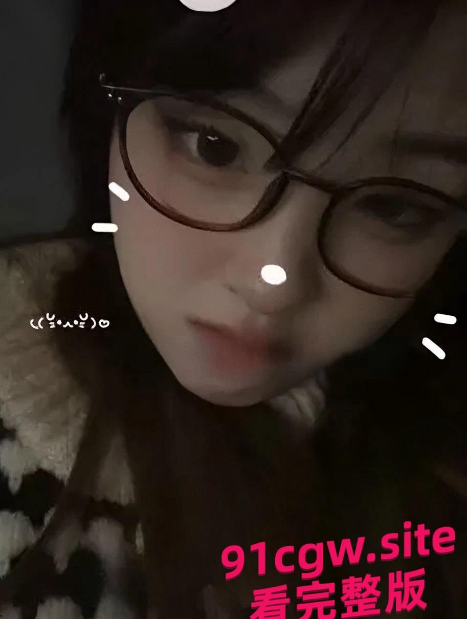 英国反差女留学生，被前男友曝光，穿黑丝被肏的样子太骚了-4