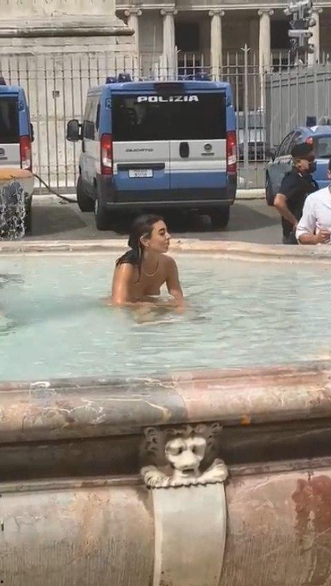 意大利罗马光天化日之下 妹子在圆柱广场中心的喷泉里裸泳！！！-5