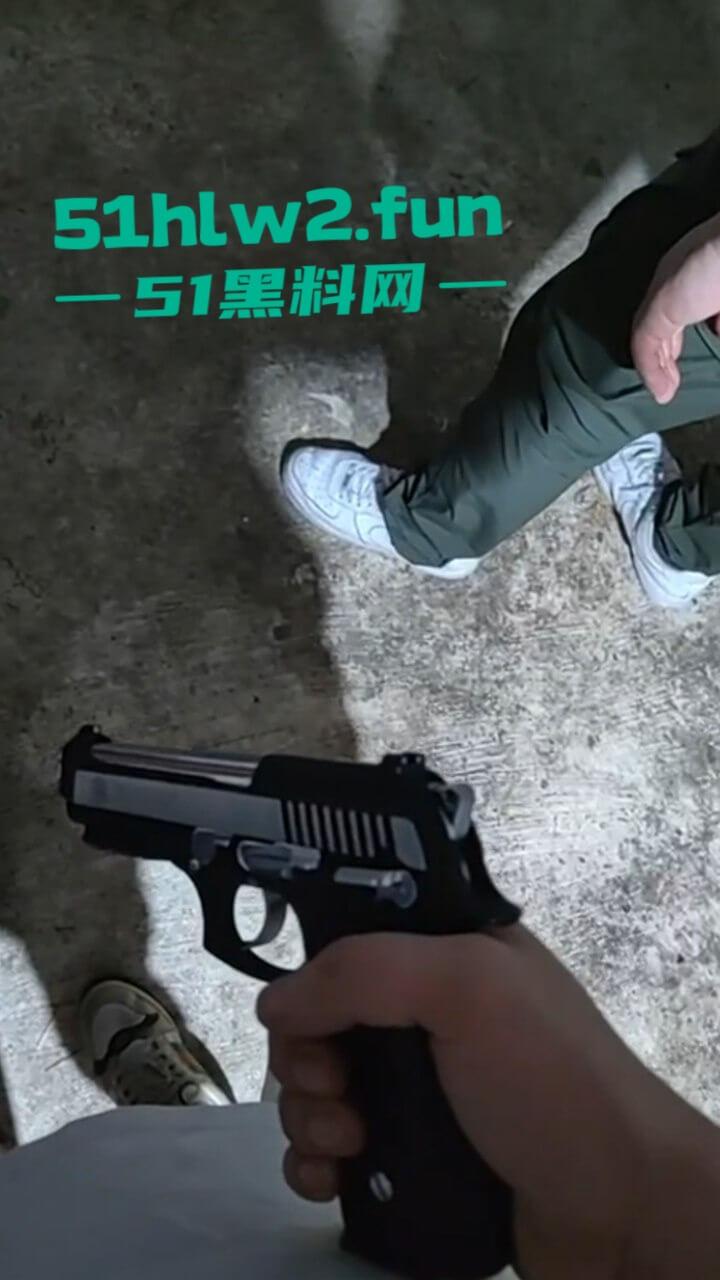 园区猪仔真实近况，绑架后只有受虐的份，电击殴打口吐鲜血境外没有高薪工作，只有无尽的折磨。-2