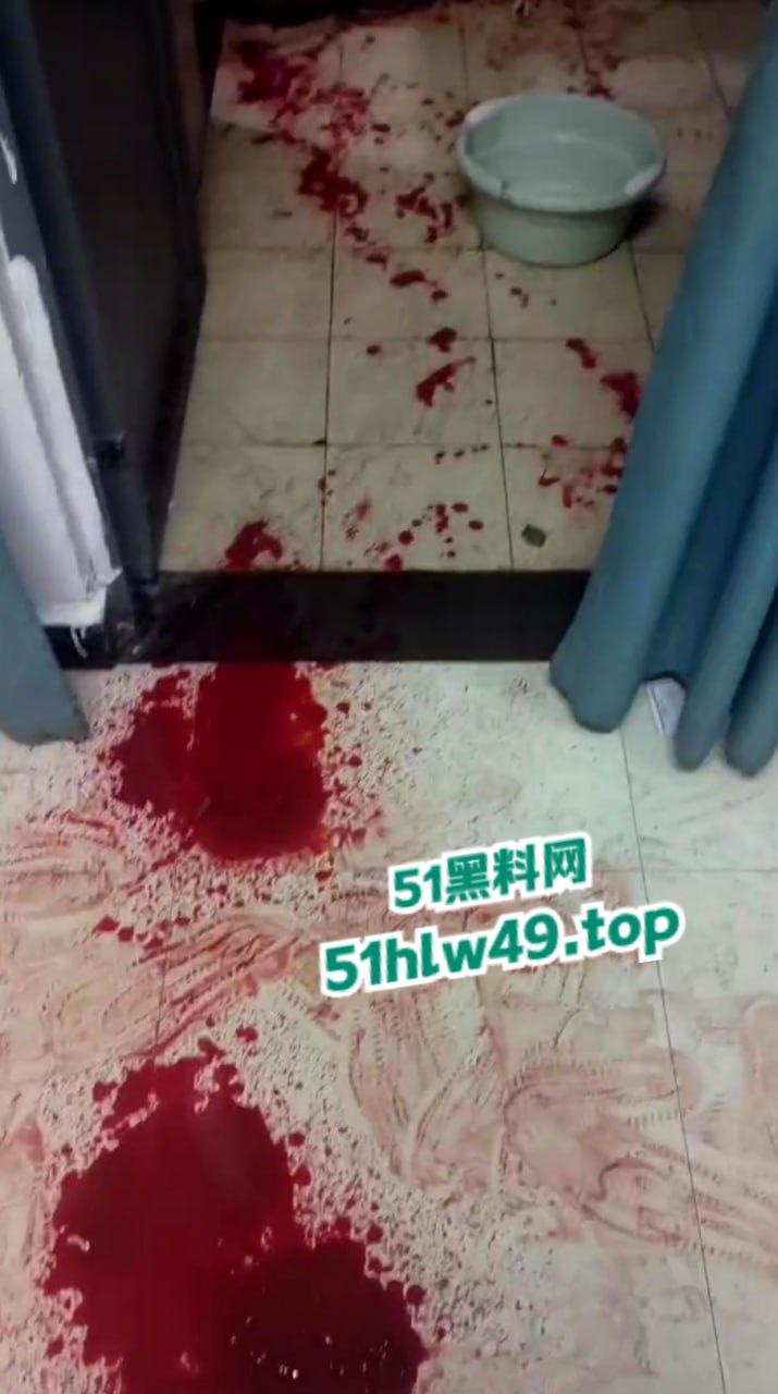 辽宁锦州铁道学院，恶魔男生半夜锁门血流宿舍连杀三个，场面血腥又吓人内部消息已被封锁。-10
