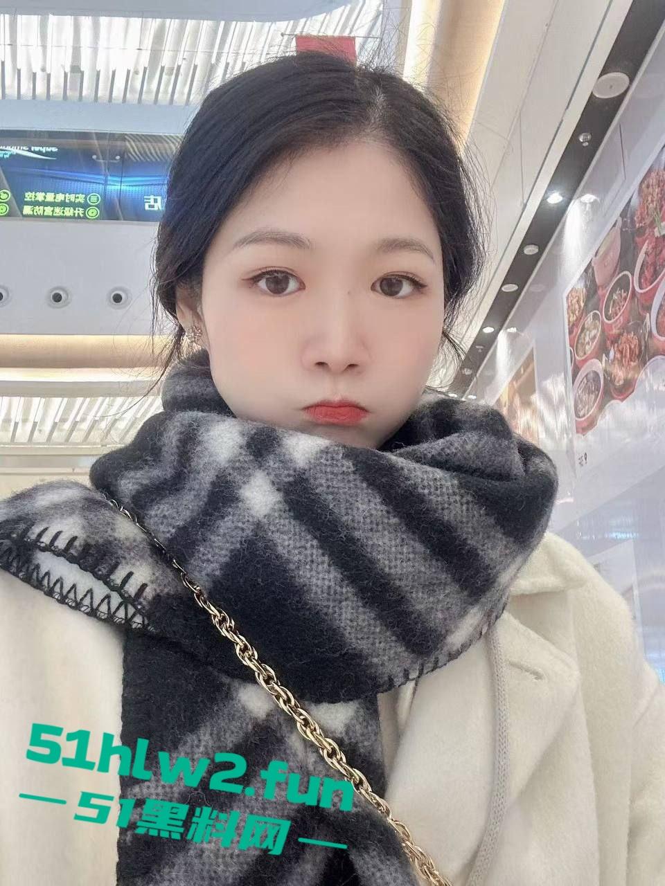 瓜友投稿前女友【刘亦菲】不输大明星，肤白貌美骚得要命，骚逼属性拉满，一摸就湿，粉嫩到让人冲动！-7