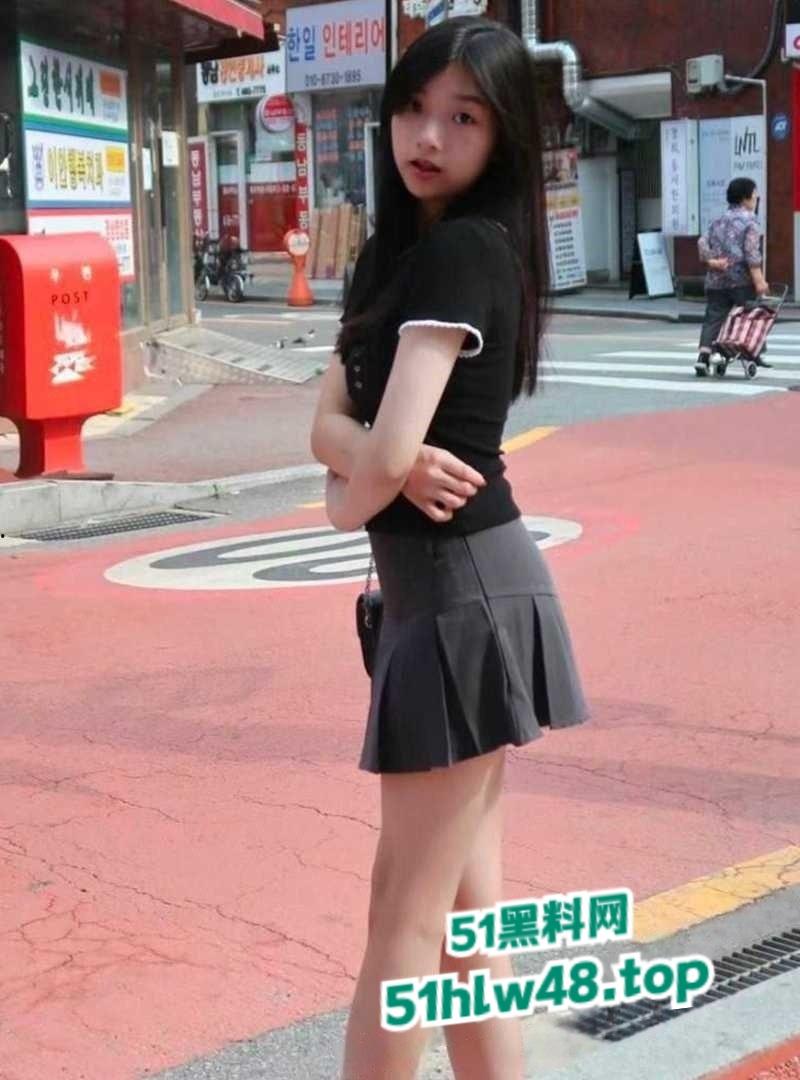 江西上饶职业技术学院，大二学妹【王思琪 】私下竟是骚浪反差女王，私密视频被渣男分享流出。-8