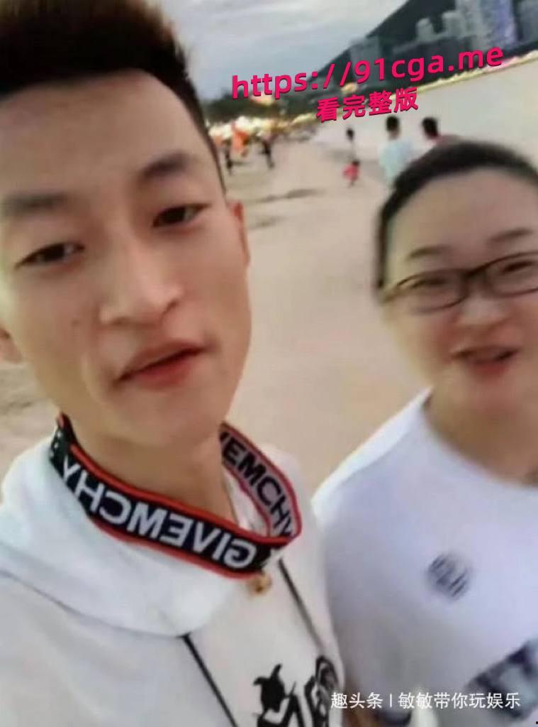 4000万粉丝祁天道封号,三亚直播鱿鱼签插女生屁股,黑历史夫妻做爱视频曝光-2