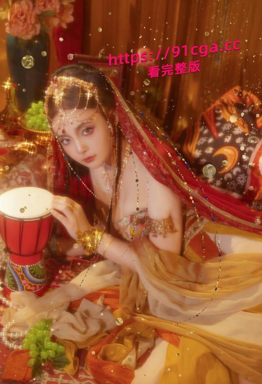 可爱白虎巨乳福利姬少女可爱萝莉型 福利姬 喜欢玩角色扮演-1