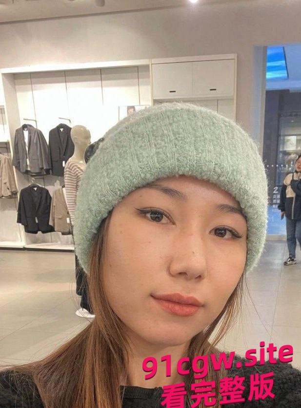 内蒙古科技大学拉布珠性感母狗 背着男友于金主旅游约炮-7