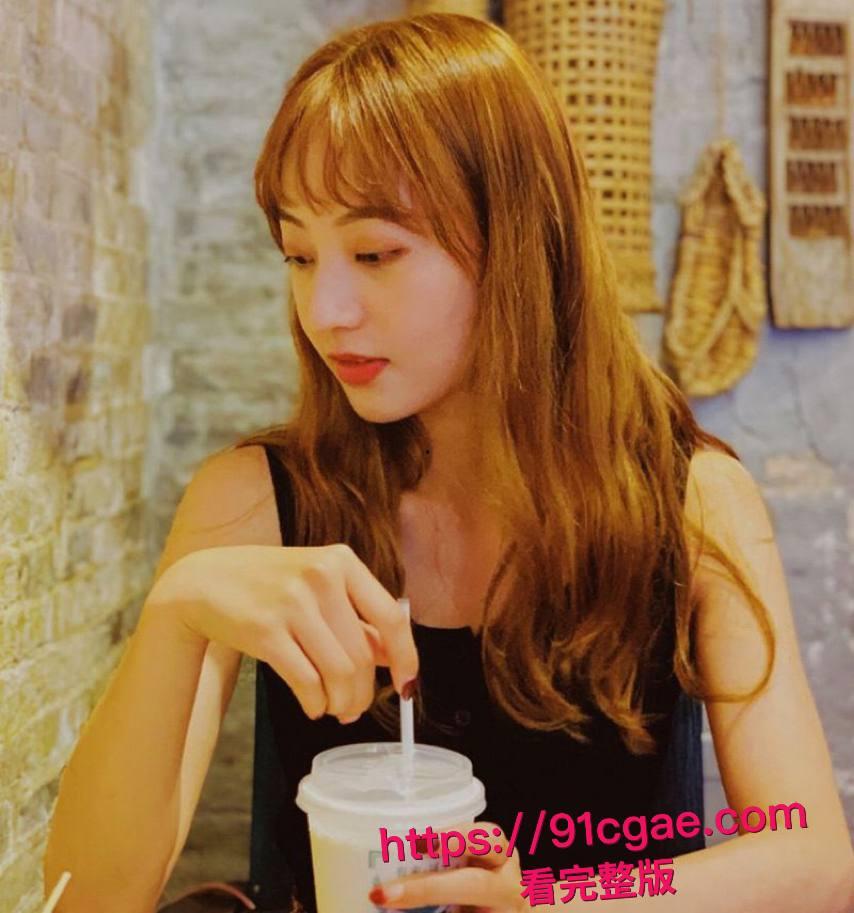 湖南极品大学生冯璐私密视频流出 被帅学长AV棒调教多姿势爆操 彻底沦为泄欲肉便器！-5