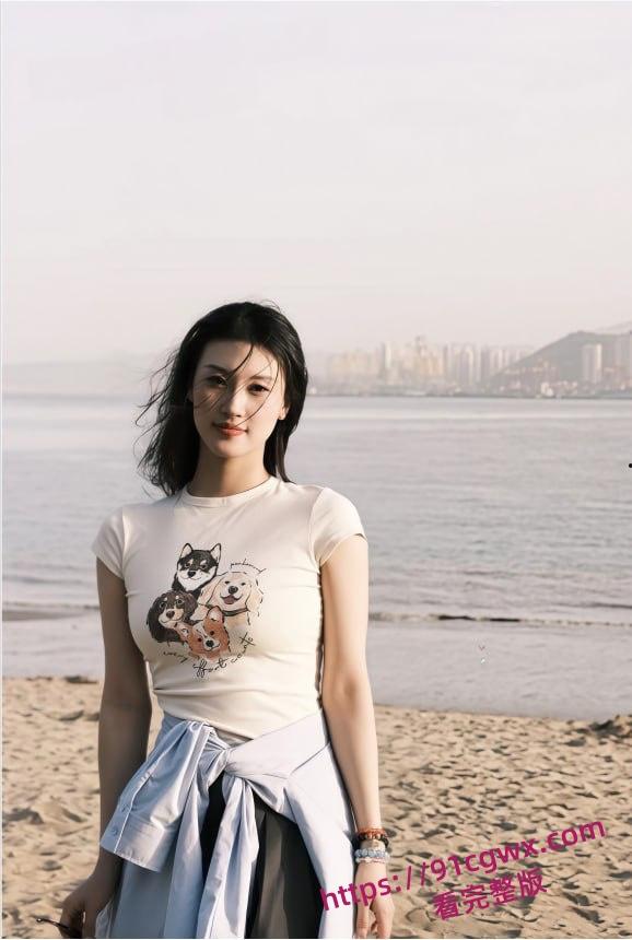 中国东方演艺集团舞蹈演员 与男友性爱私拍泄密 多体位啪啪轮番上演 画面淫靡至极！-4