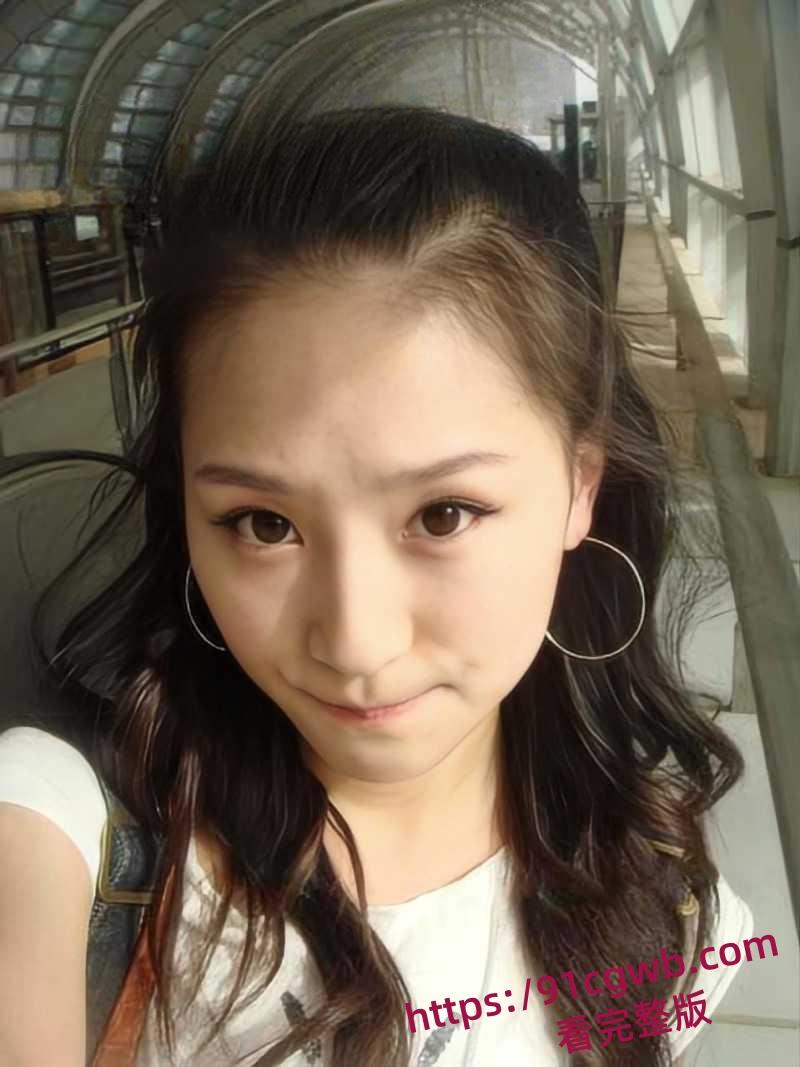 清纯女星吴绿洲在影视剧美丽的错误中大胆漏奶 属实是为艺术献身-6