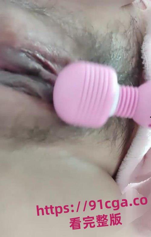 深圳新安职业技术学院极品嫩妹「曹婉婷」酒店私密视频流出!男友狂舔粉穴!-5