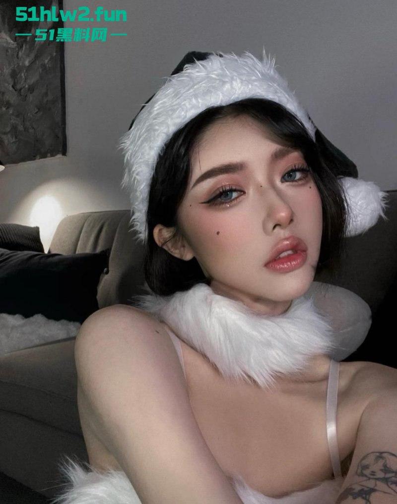 杭州人妻【周筱雪】极品身材翘臀尤物背着老公网上偷情，就喜欢被大屌爆操的感觉。-6