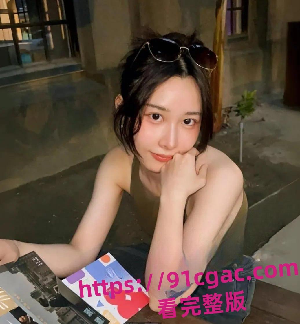 台湾新北市网红女警曾羽榛遭男友偷拍 警花性爱视频流出-3