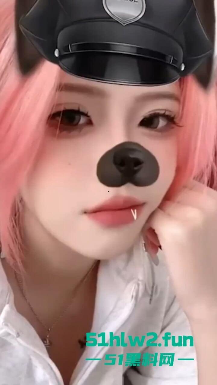 抖音高颜值少女【小律鸡爪大王ovo】游戏陪玩变陪裸聊只要钱到位，没有什么是不可能的。-7