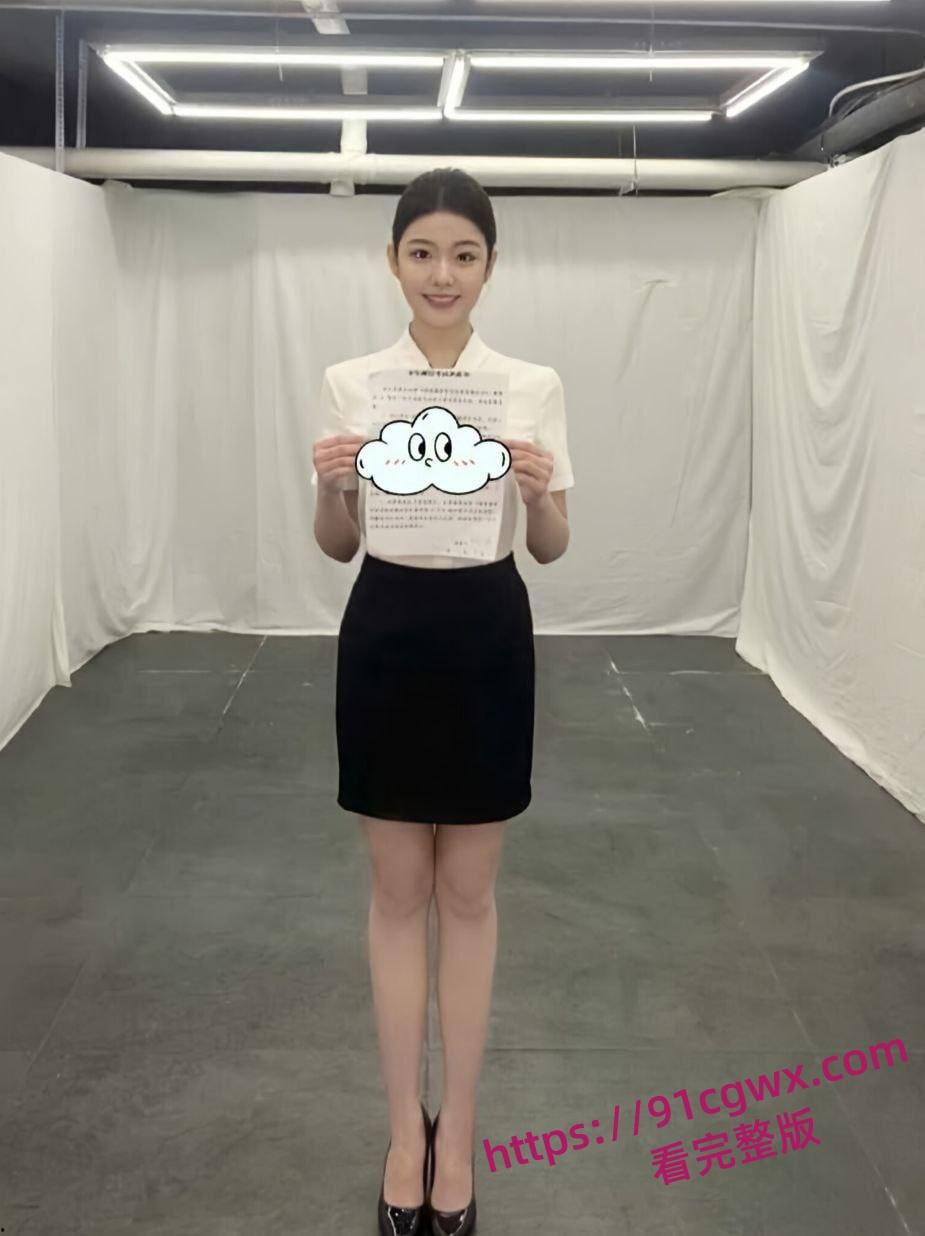 山东青岛小仙女刘心心卖淫骚货 3000块就能陪玩各种游戏 吸毒卖逼床技高超！-11