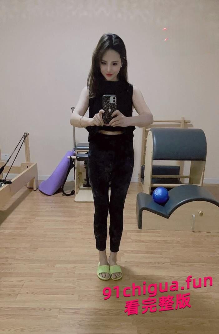 四川达州御姐吴小倩 恋爱期间出轨 被男友曝光约炮视频 竟然敢无套内射 真是勇敢啊-1