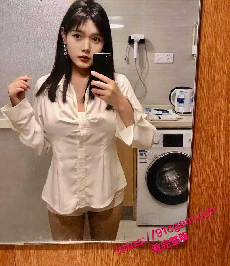 白富美【陈佳涵】与体育生开房视频曝光， 激烈打桩速度堪比炮机！-3