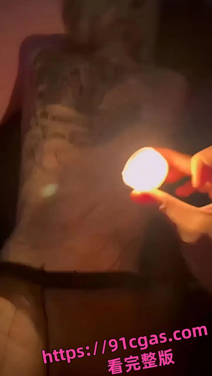 抖音网红 无能巨婴 高颜值符文战士线下视频曝光，骚货彻底沦性爱奴隶！-5