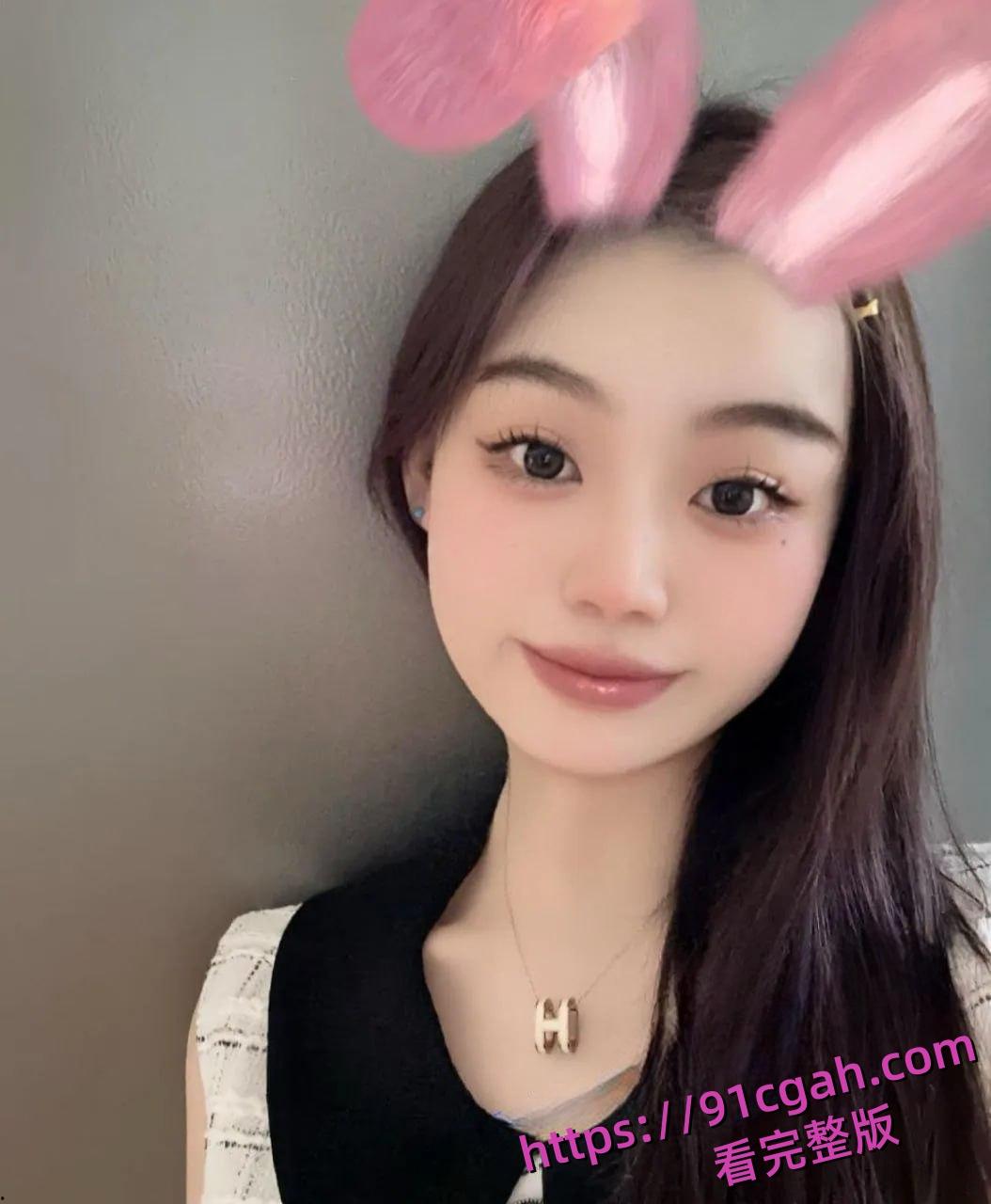 极品巨乳御姐尤物调教成母狗口交毒龙舔脚简直就是资本的玩具-2