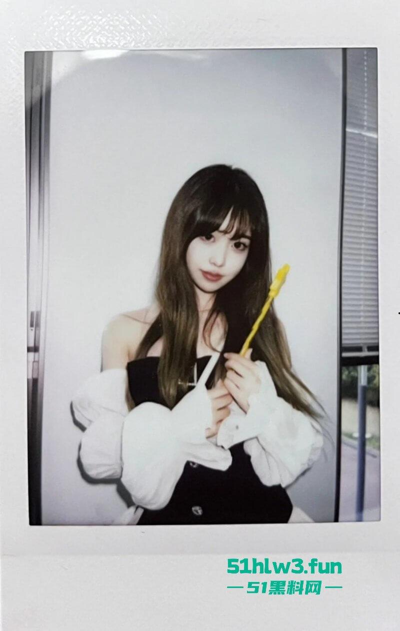 留日学生妹【刘安昕】外网公开卖身陪睡母狗属性被扒,怕父母生气假意报警装乖女。-8