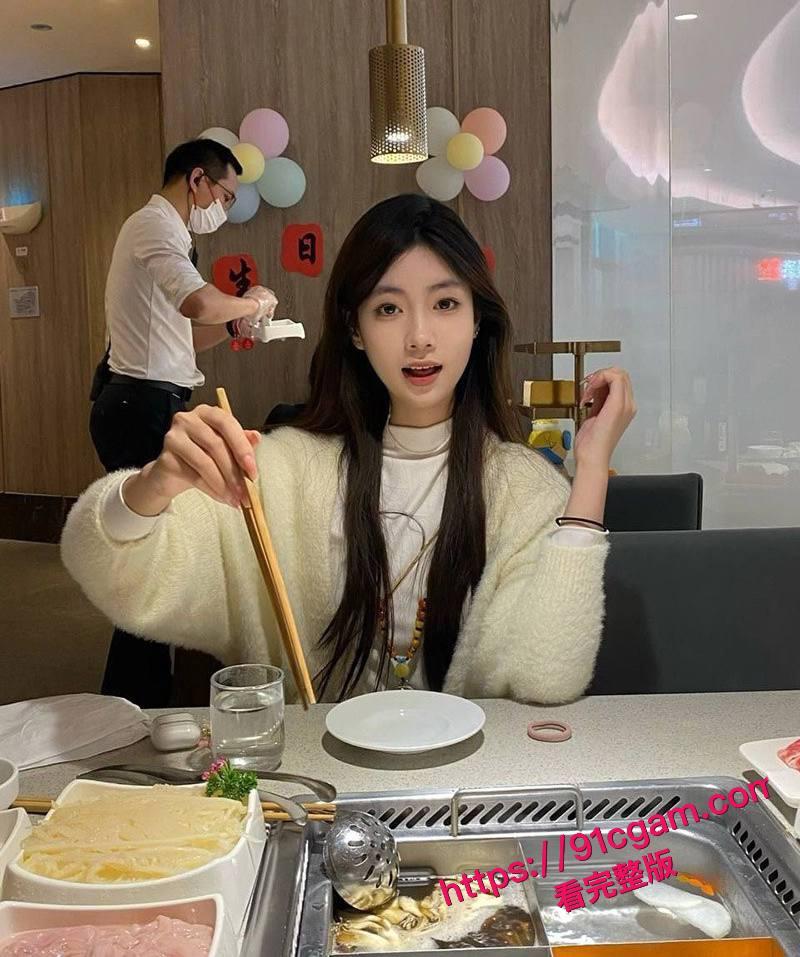 广东极品校花 夏晓红 不雅视频泄露!清纯少女被金主包养调教成母狗 反差感十足! #广东校花-2