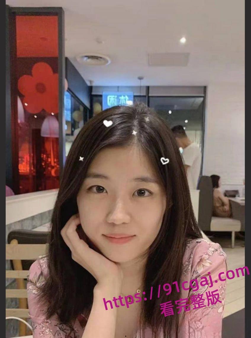 云南省红河州政府的工作人员 夏颖 大量不雅艳照视频泄密 私下淫荡反差尺度惊人！-2