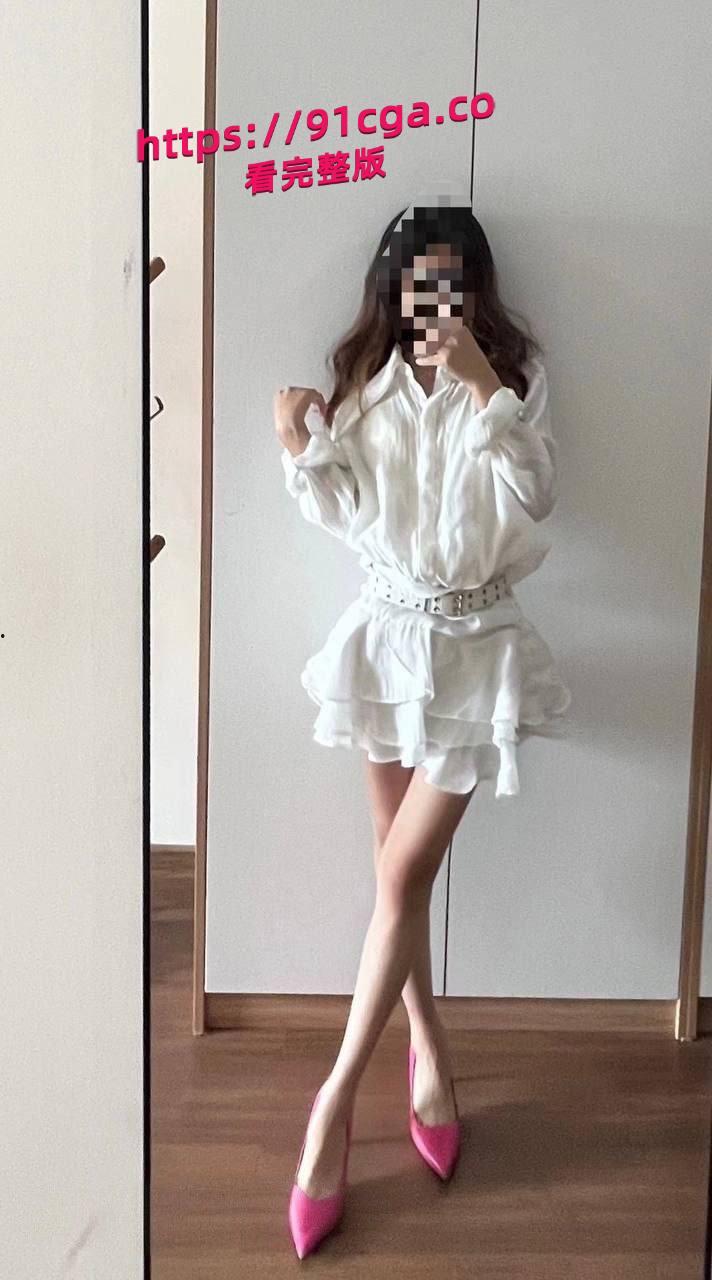 高颜值反差婊莎莎，这妹子高颜值脸蛋甜美，妥妥的人间尤物，与男友激情性爱，把女友都给操哭-3