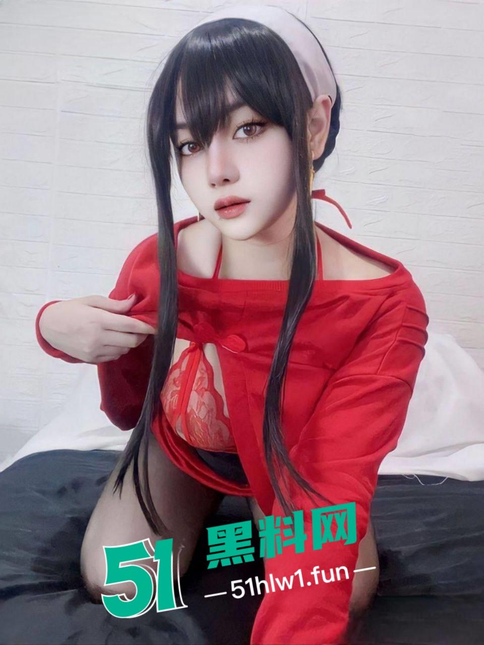 大奶高颜值少女穿性感黑丝透明红内衣，搔首弄姿揉奶玩穴道具爆插一线天嫩鲍淫叫声超好听。-5