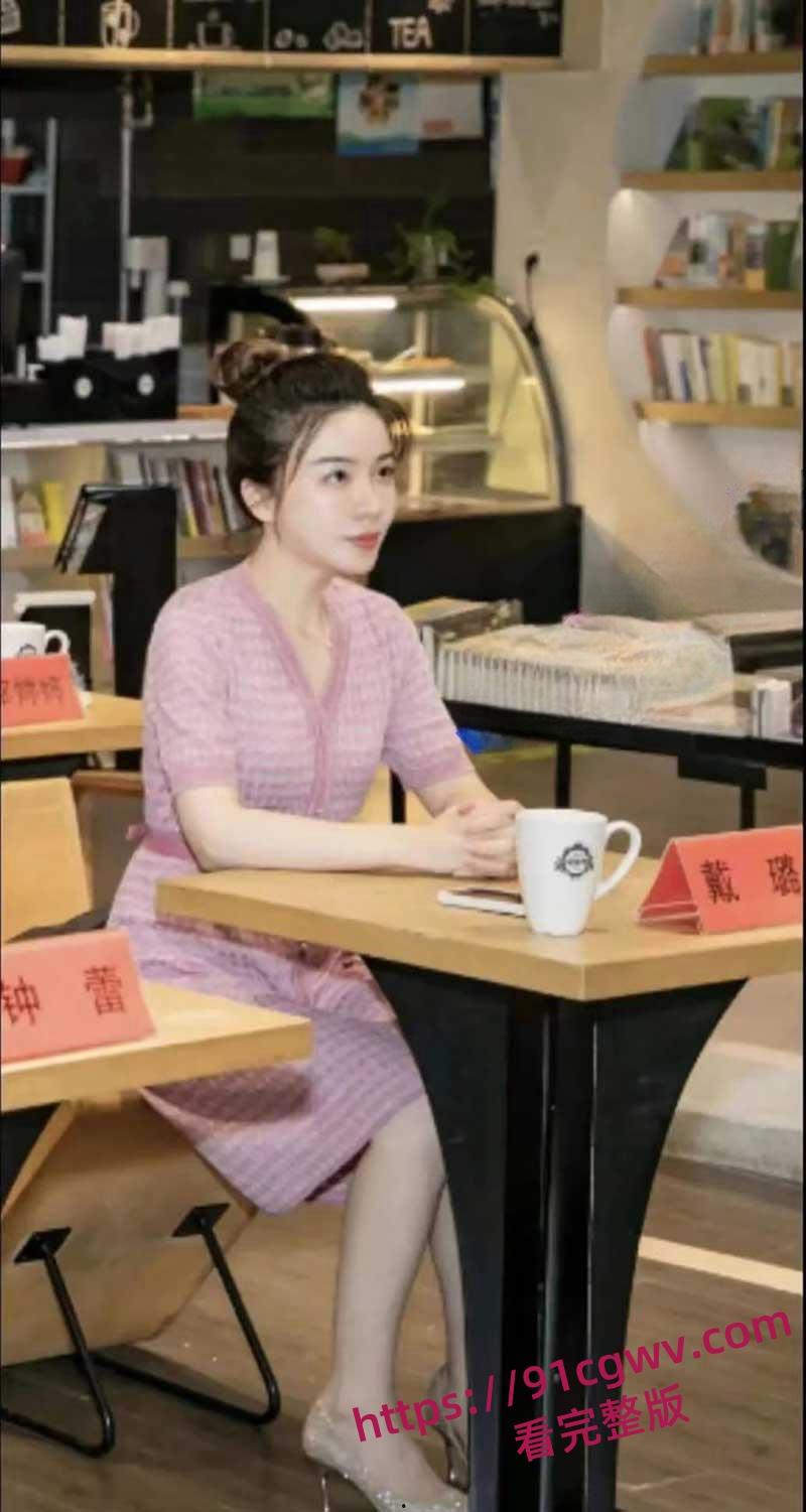 扬州副市长和副局长戴璐的瓜！扬州商务局副局长戴璐与副市长婚房多次偷情被老公录像曝光-1