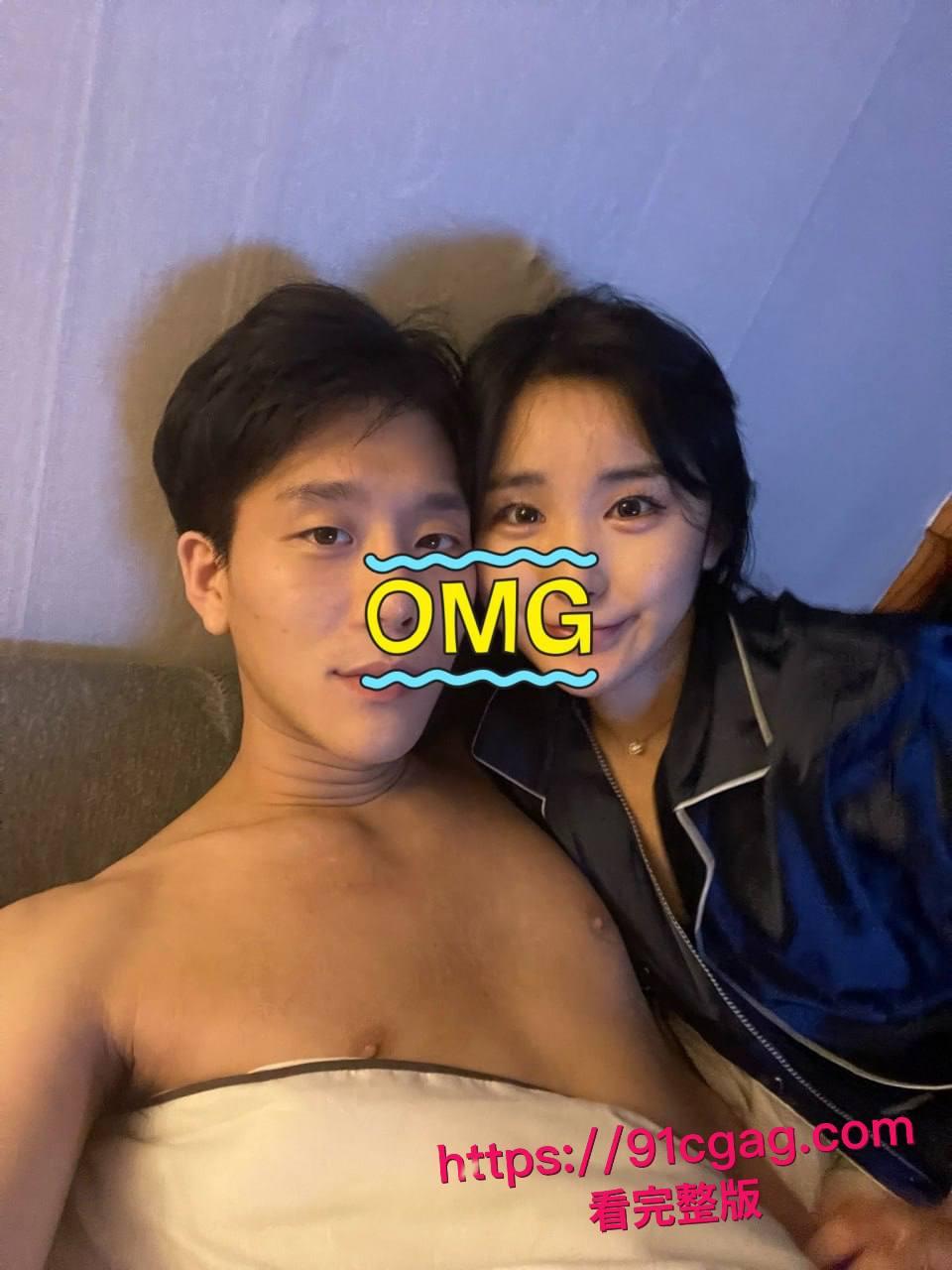 韩国小骚货安在英街头掀裙露逼撩人,酒店被欧巴大鸡巴无套后入干到喷水,口爆颜射后舔净精液的浪荡一夜-7