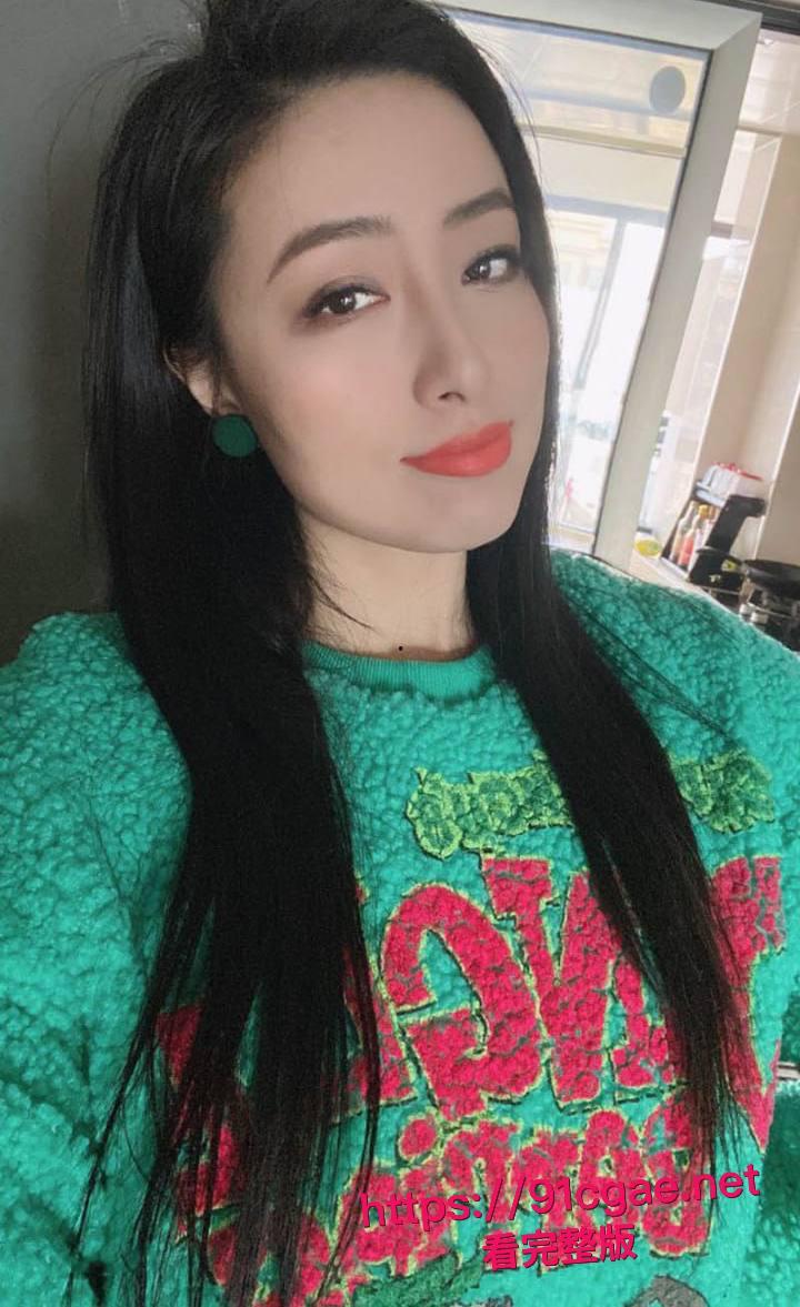 哺乳期少妇杨子慧与上司偷情被曝光 日常自慰撩骚 酒店口交后入 良家少妇秒变淫荡母狗！-6