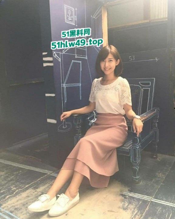 台媒三立人气主播【庄惠琪】居家拍摄撒尿发骚视频被破解外泄，玉女人设崩塌反差婊实捶。-6