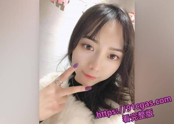 四川传媒极品粉嫩校花 朱姝君 酒吧喝酒被富二代看上带去情趣酒店，出轨视频曝光-2