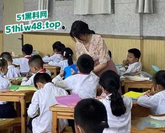昆明先锋小学【缪青颖】从三好老师变“三流女主”，白天教书育人，晚上“床上教学”知三当三勾引有妇之夫！-6