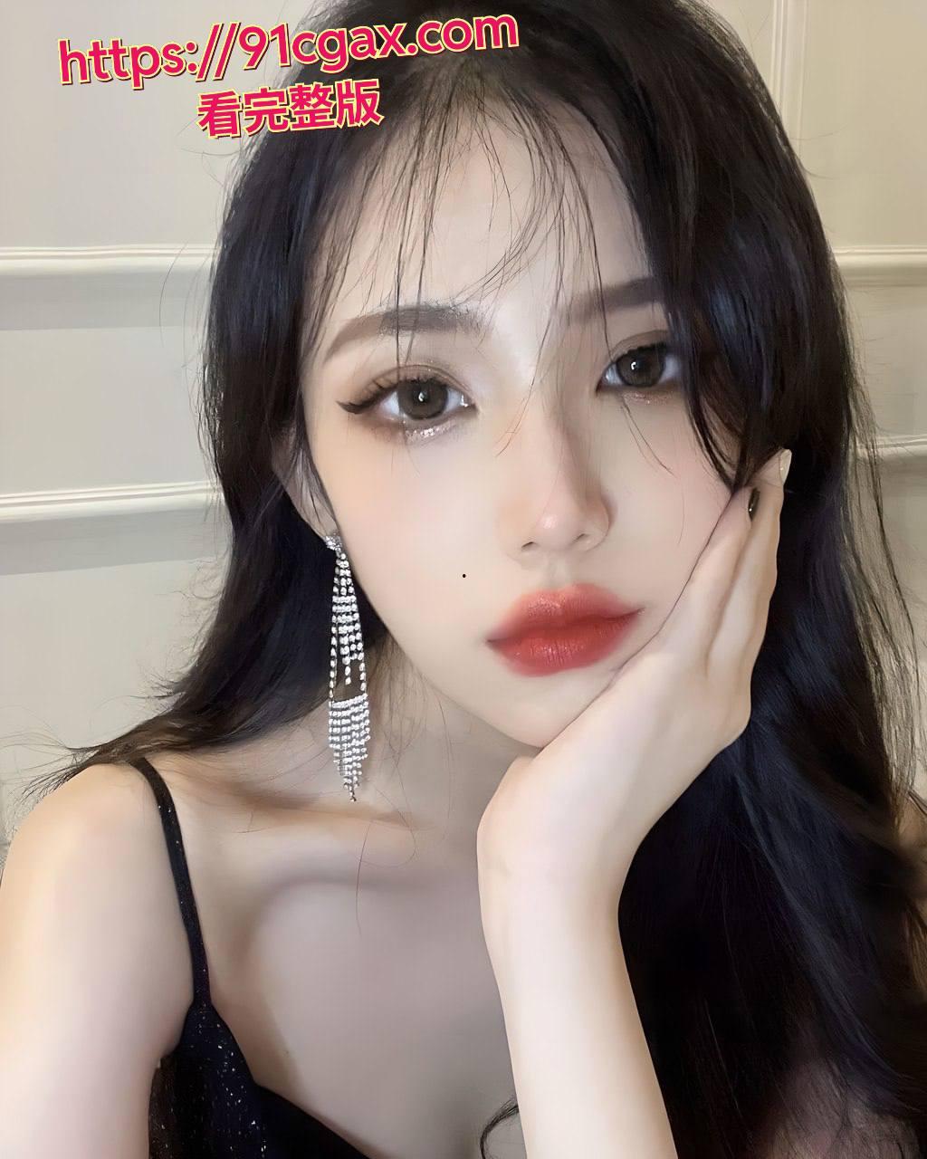 经贸学院高冷女神lixueya私拍视频震撼流出，颠覆清纯形象！-3