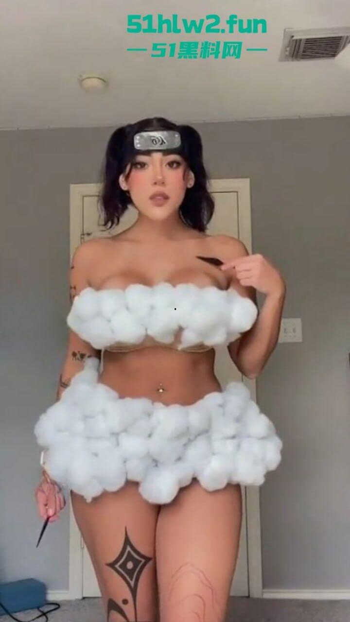 TikTok洋抖【白妈】擦边合集！巨奶黑发美女公开自慰，极品黄发白女大跳骚舞不愧是大洋妞！-5