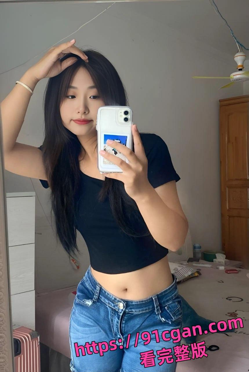 杭州某酒吧气氛组 张欣慧 被社会小伙调教成性奴母狗 还带去给兄弟一起操 真是白瞎了-1