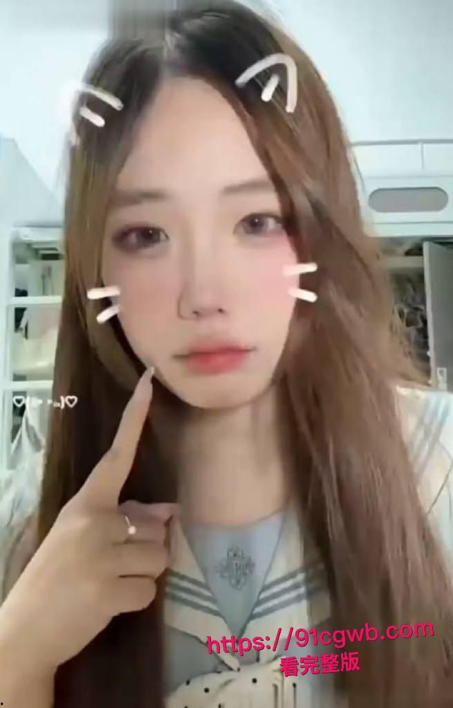 鞍山大学生刘雅惠反差婊炸裂！清纯校花被富二代包养，裸聊摸奶勾引狂野，线下口爆打桩淫叫不断！-7