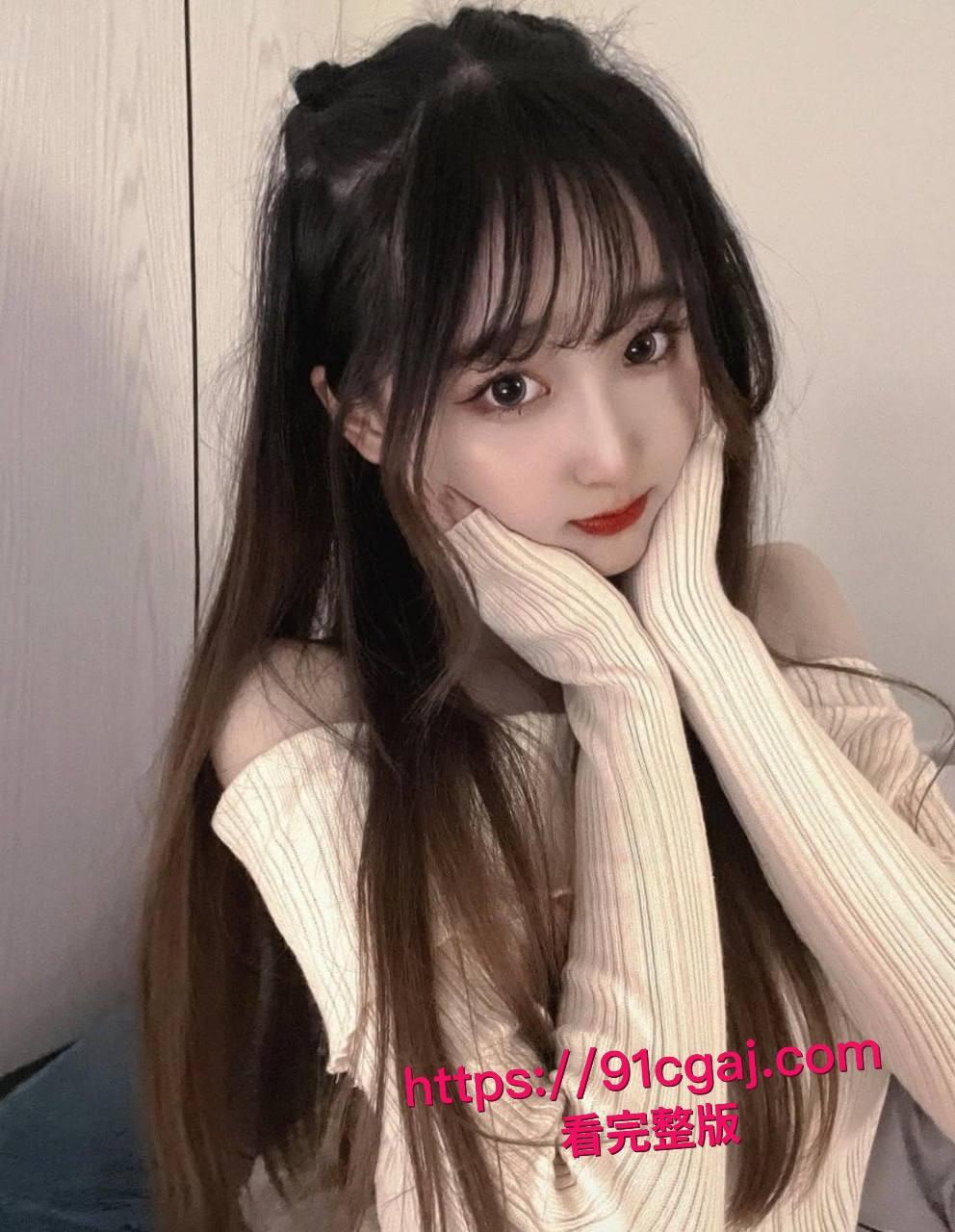 超漂亮超可爱大眼主播十零早期情侣自拍无套猛操视频流出，超级主动骚浪本性大解放！-12