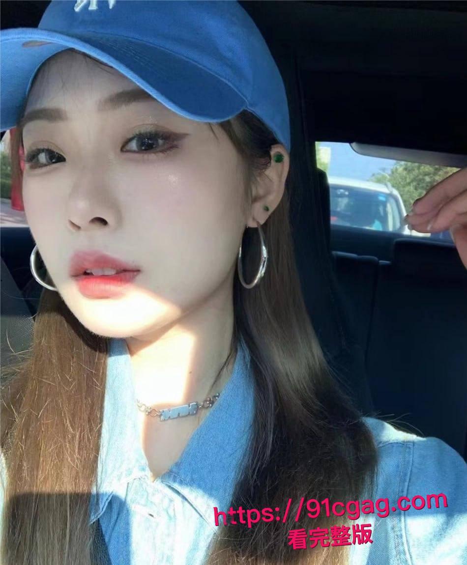 大连艺术学院周诗琦性爱调教视频遭前男友曝光 学校里教书育人 酒店里化身榨精母狗 极度反差！-1