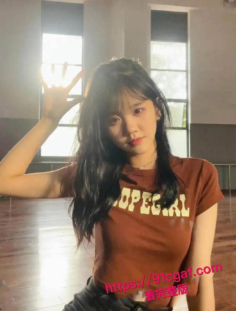 抖音1800W女网红 井川里予 深陷舆论风波 早期跟男友的性爱视频流出!-1