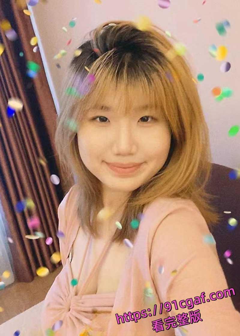 大连医科大学学霸张静文竟然是个隐藏母狗！出轨校园男友回家又勾搭已婚前男友-1