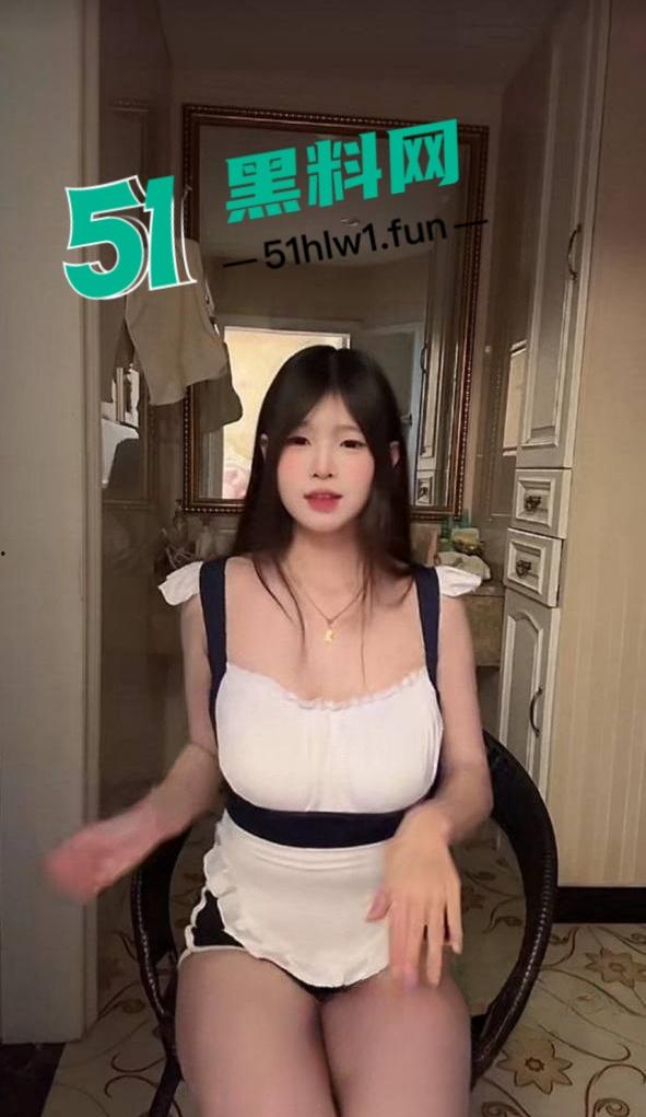 劲爆！曾风靡网络的天才数学少女【姜萍】被证实作假后转战抖音擦边主播，还流传出传出裸聊视频。-1